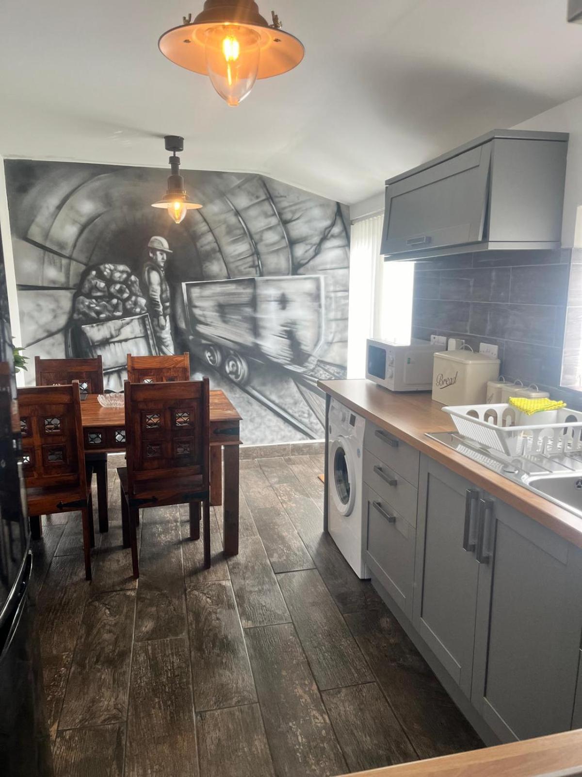 Rj S House Διαμέρισμα Merthyr Tydfil Εξωτερικό φωτογραφία