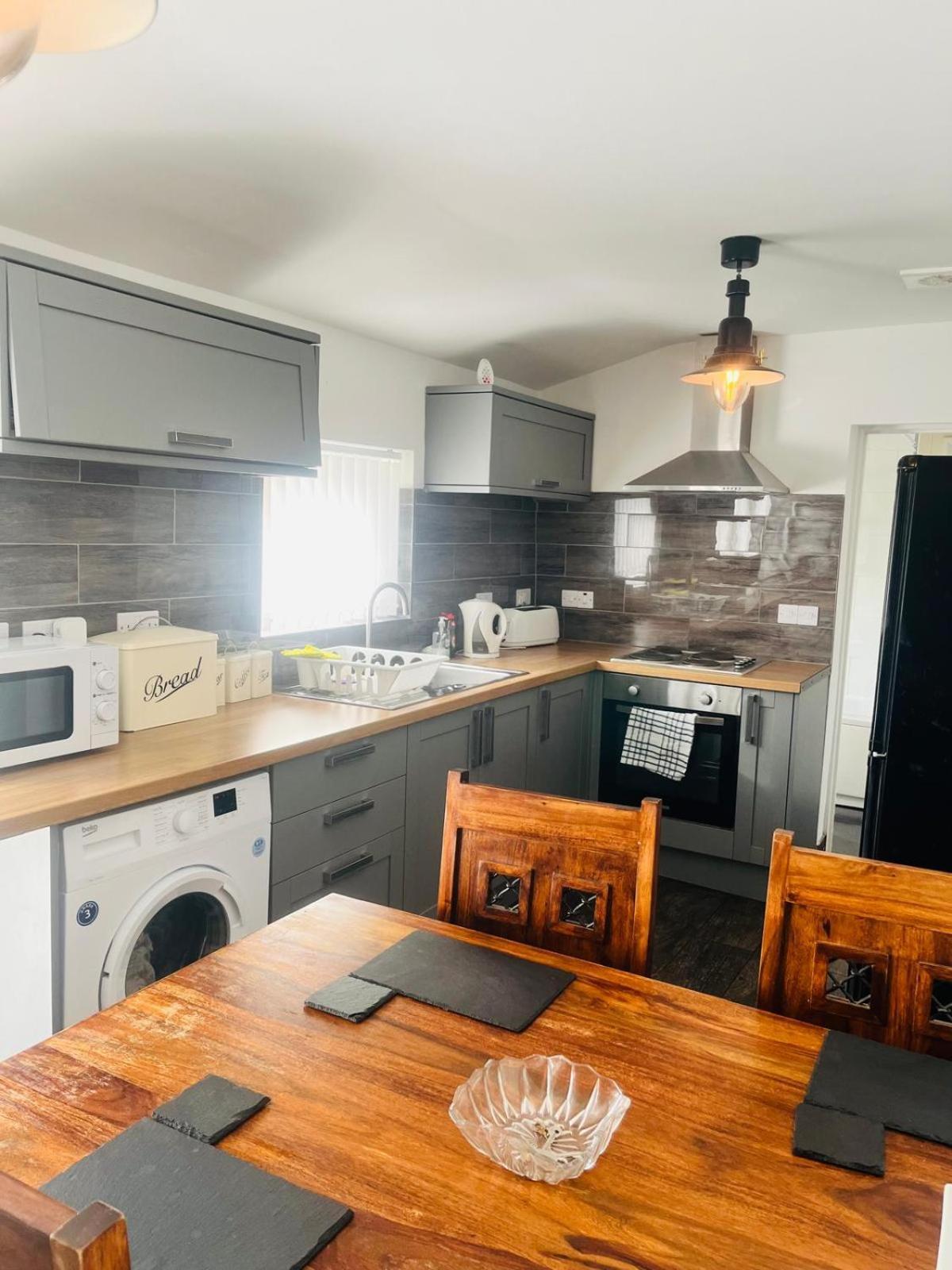 Rj S House Διαμέρισμα Merthyr Tydfil Εξωτερικό φωτογραφία